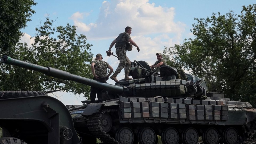Thế khó của Mỹ khi Ukraine muốn nhiều vũ khí hơn để chặn đà tiến công của Nga